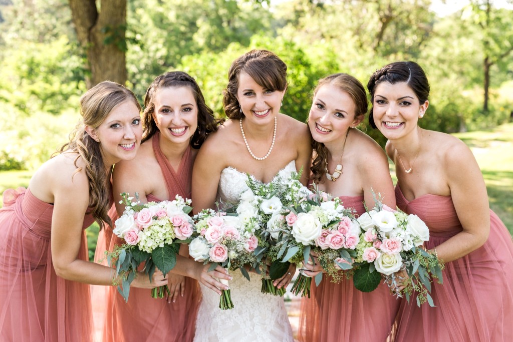 Nicole and Bill's Red Barn at Outlook Farm Wedding - Sarah Jayne ...